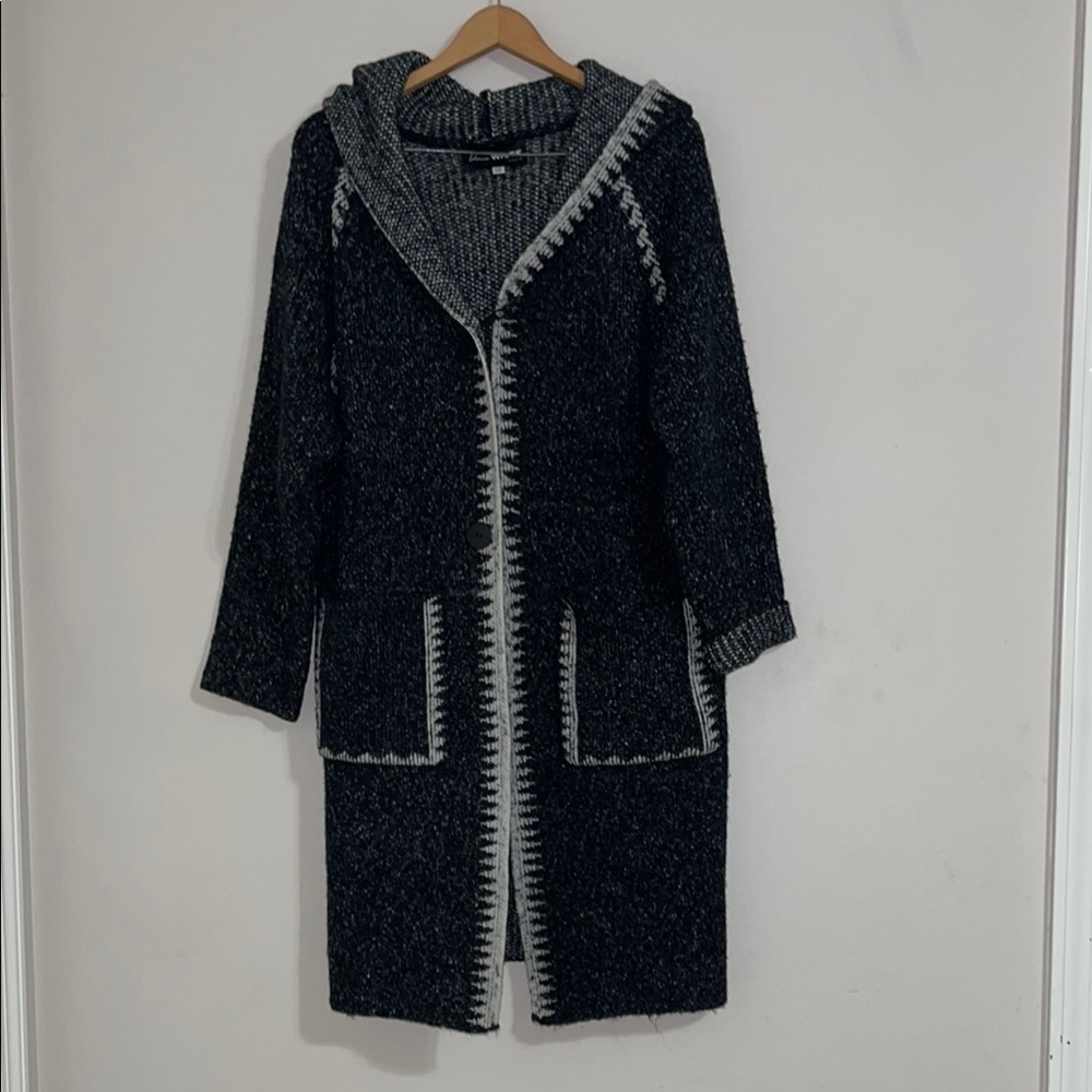 Donna White Coat Gray and Black Hooded coat Cardigan small/medium